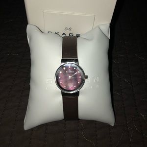 Skagen leather & purple watch GIFTABLE!